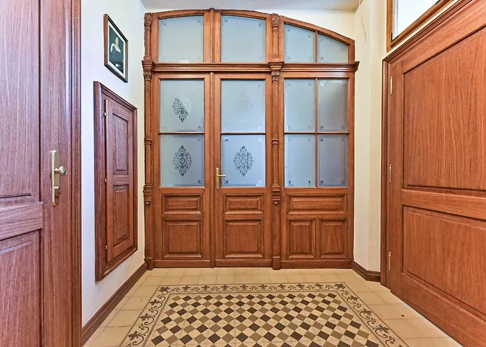Apartament Nebovidy I - Historic Centre - Terrace - Air Conditioning