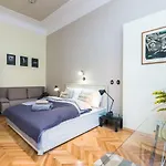 Apartment Nebovidy I - Historic Centre - Terrace - Air Conditioning