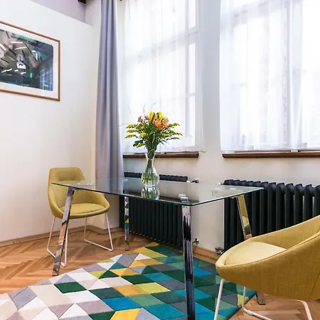 Nebovidy I - Historic Centre - Terrace - Air Conditioning Apartamento Praga