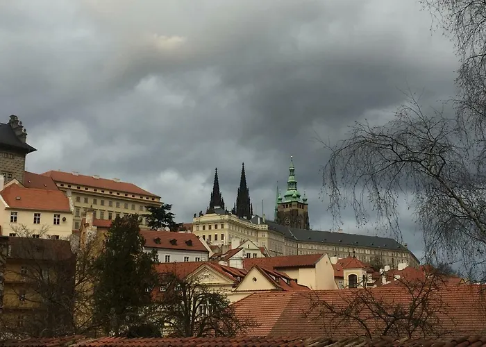 Apartamento Nebovidy I - Historic Centre - Terrace - Air Conditioning Praga